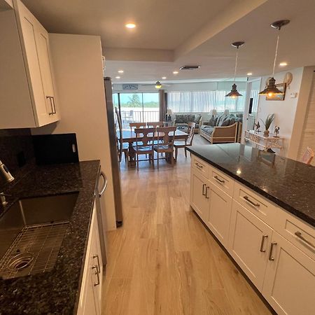 Licensed Mgr - Modern Oceanfront Condo! Beautiful Ocean Views! Beach Resort! 2 King Beds! Key Largo Luaran gambar