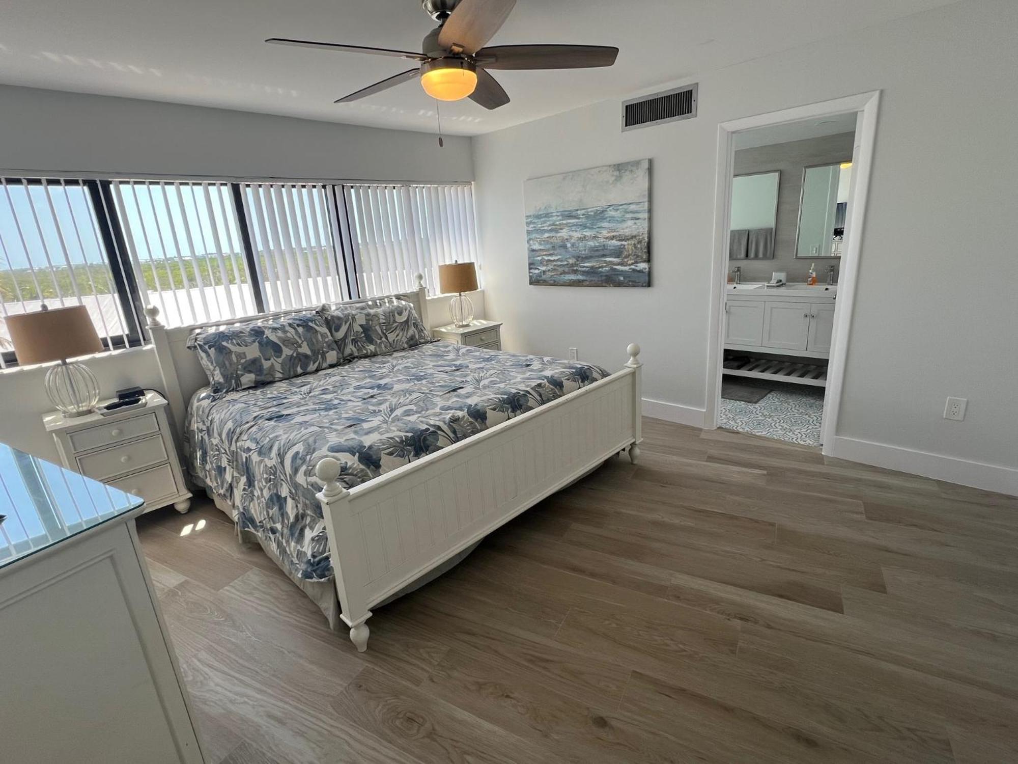 Licensed Mgr - Modern Oceanfront Condo! Beautiful Ocean Views! Beach Resort! 2 King Beds! Key Largo Luaran gambar